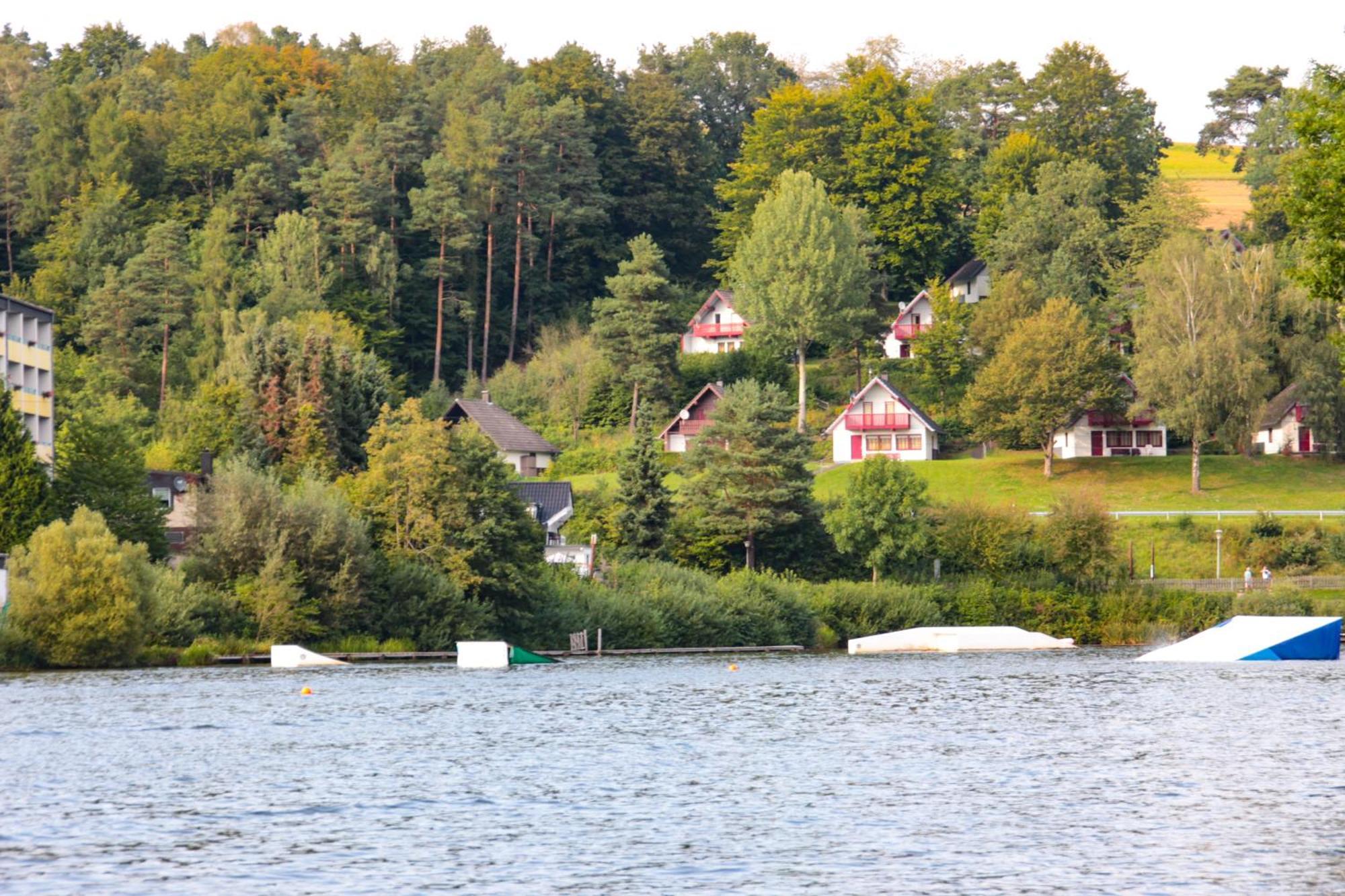 Fh "Baeren Ecke" Am See Im Hessischen Bergland Кирххайм Экстерьер фото